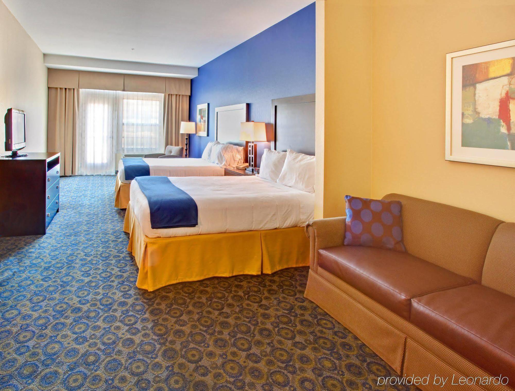 Holiday Inn Express Hotel & Suites Lake Elsinore, An Ihg Hotel Δωμάτιο φωτογραφία